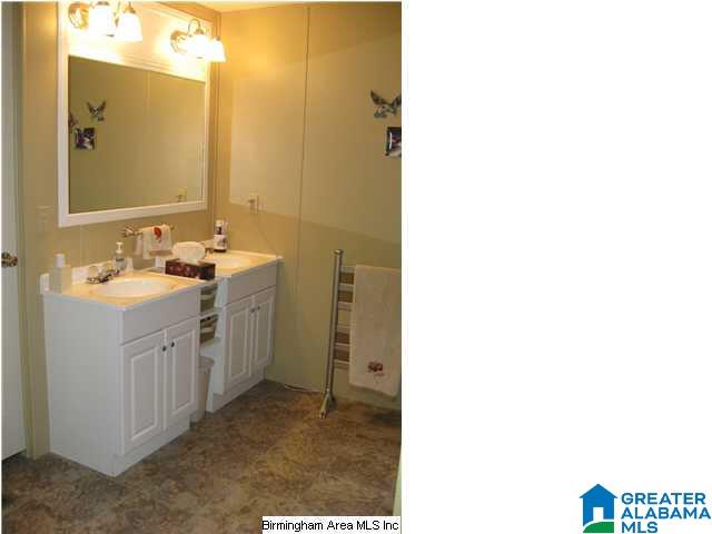 909 Crosscut Road Alabaster, AL 35007 - Photo 10 of 17 Gallery Image 10