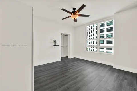 $379,000 | 950 Brickell Bay Drive, Unit 802, Miami, FL 33131