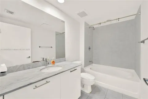 $379,000 | 950 Brickell Bay Drive, Unit 802, Miami, FL 33131