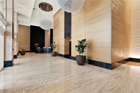 $379,000 | 950 Brickell Bay Drive, Unit 802, Miami, FL 33131