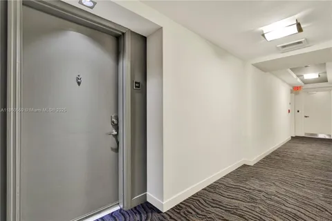 $379,000 | 950 Brickell Bay Drive, Unit 802, Miami, FL 33131
