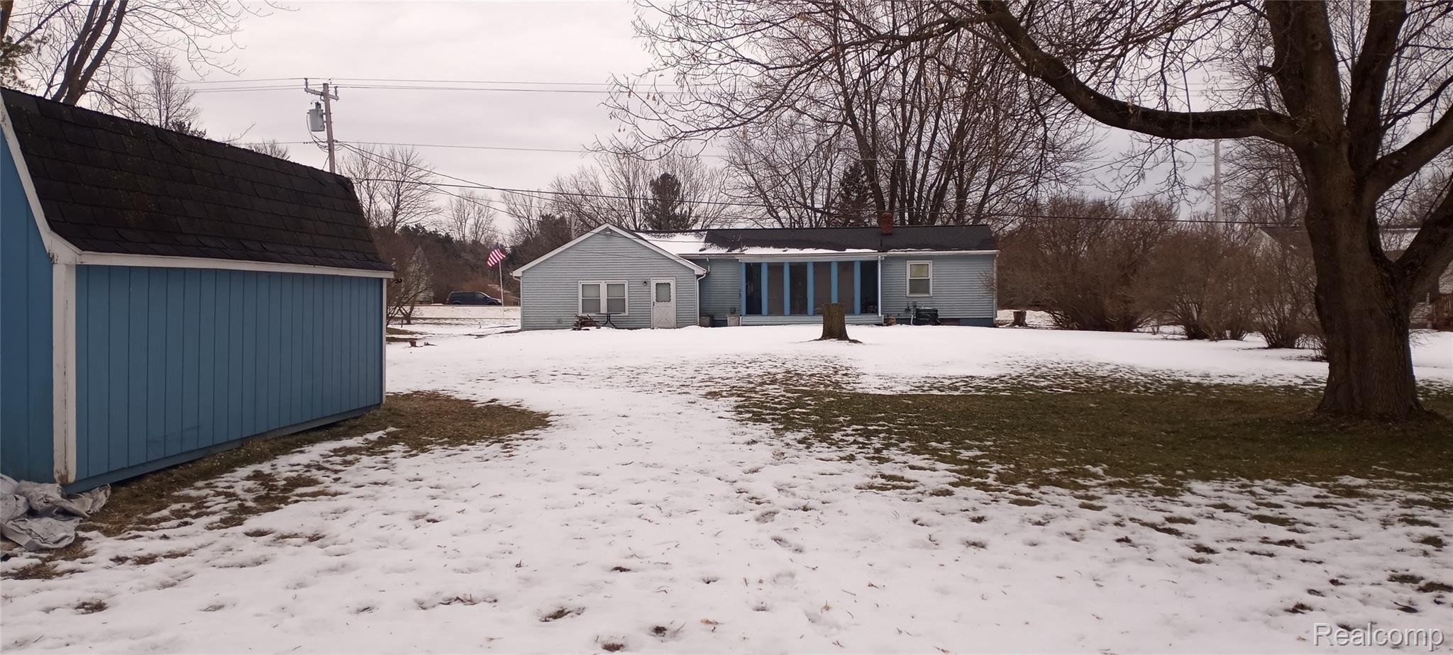 2271 Bowers Road Lapeer, MI 48446 - Photo 7 of 30 IMG_20220201_170649.jpg