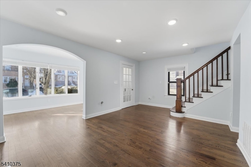 362 Crawford Terrace Union, NJ 07083 - Photo 13 of 35