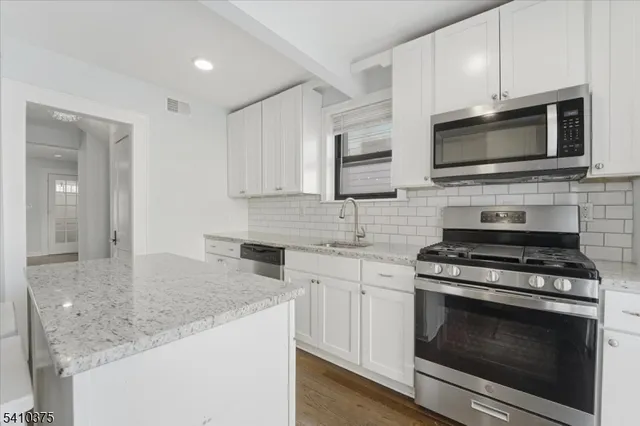 $572,000 | 362 Crawford Terrace, Union, NJ 07083