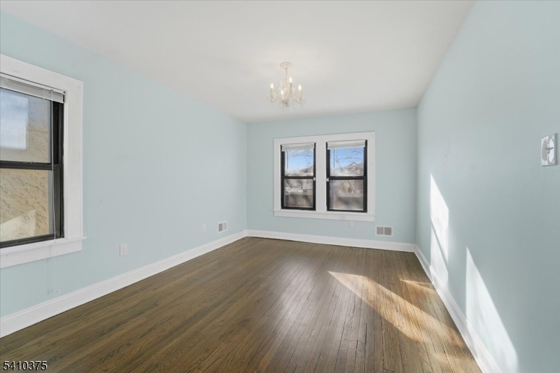 362 Crawford Terrace Union, NJ 07083 - Photo 31 of 35