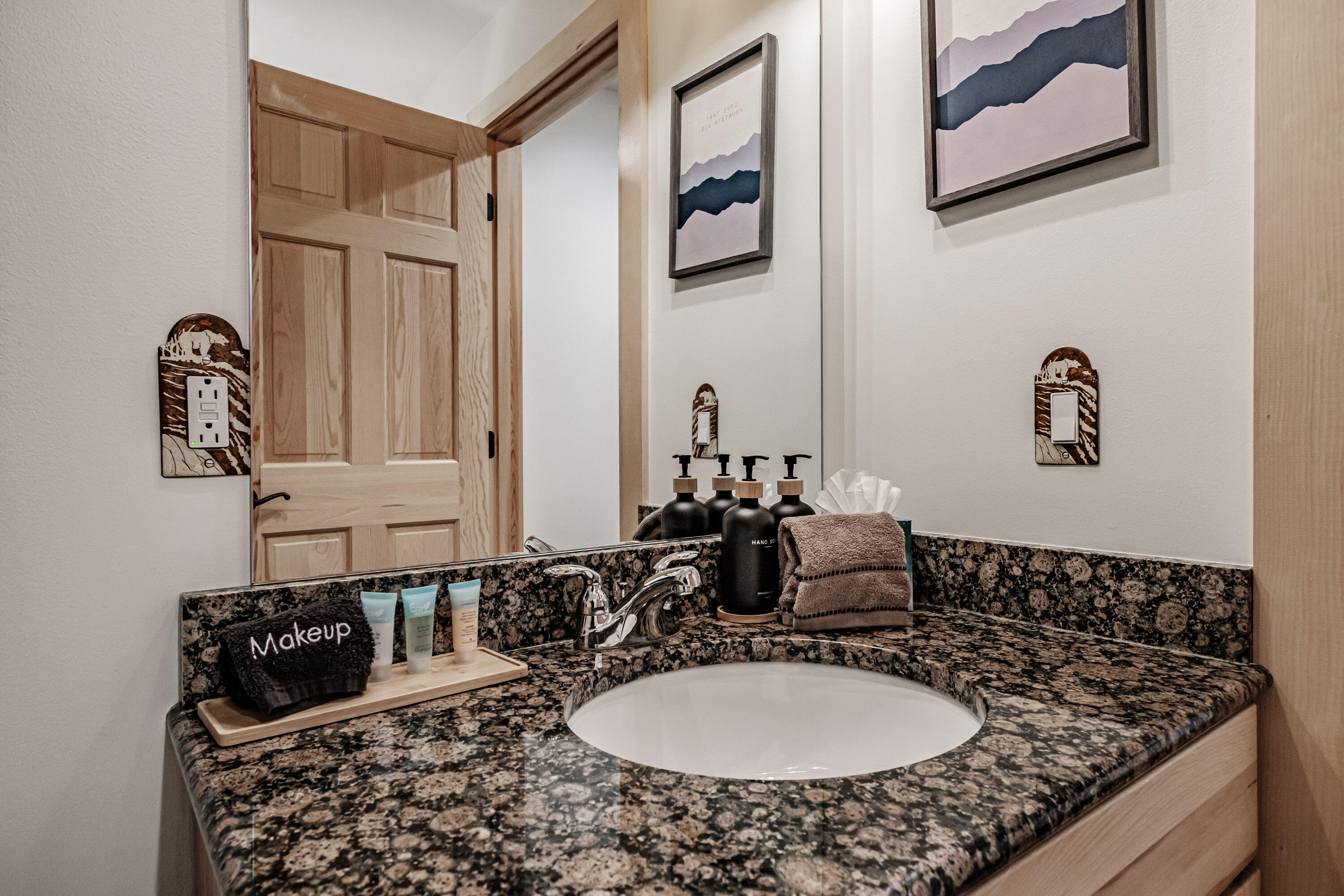 40 Overpass Road, Unit 40 Newry, ME 04261 - Photo 47 of 89 20250124gp-60047