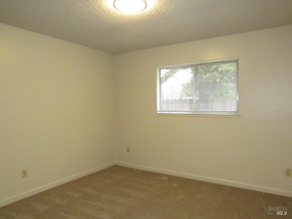 344-340 El Rio Court Ukiah, CA 95482 - Photo 13 of 18