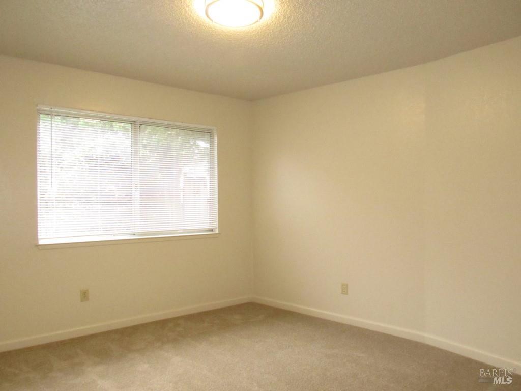 344-340 El Rio Court Ukiah, CA 95482 - Photo 16 of 18