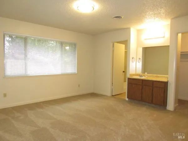 $609,000 | 344-340 El Rio Court, Ukiah, CA 95482