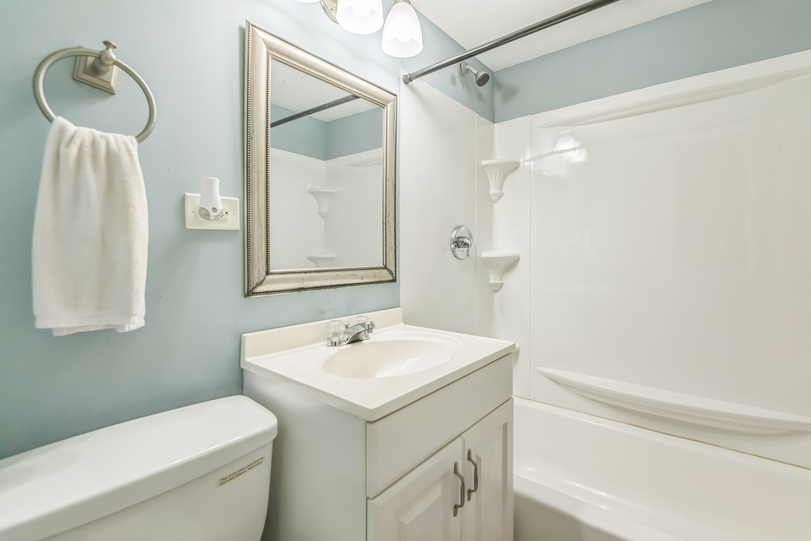 12817 South Racine Avenue Chicago, IL 60827 - Photo 10 of 15