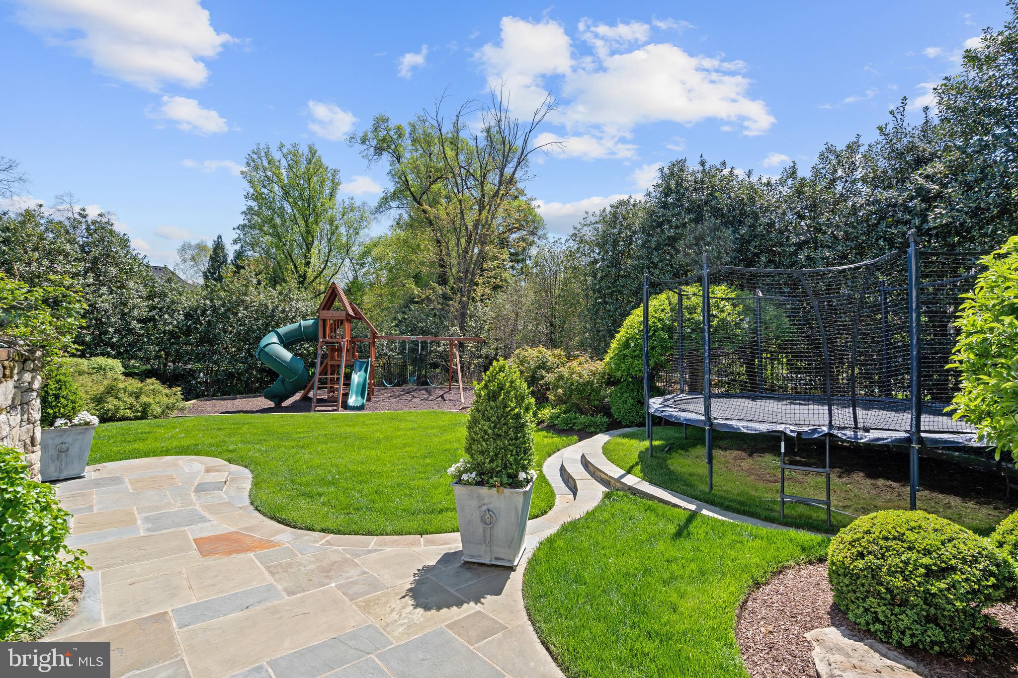 1138 Langley Lane McLean, VA 22101 - Photo 14 of 22