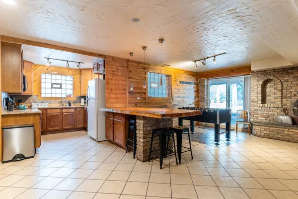 $750,000 | 1922 A Edgewood Avenue, Friendship, WI 53934