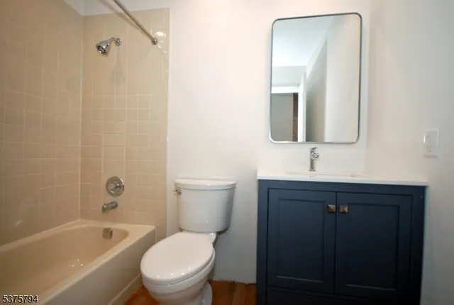 $625,000 | 23 Buffalo Hollow Road, Somerville, NJ 08876