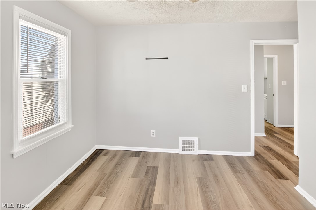 21412 Watson Road Maple Heights, OH 44137 - Photo 12 of 35