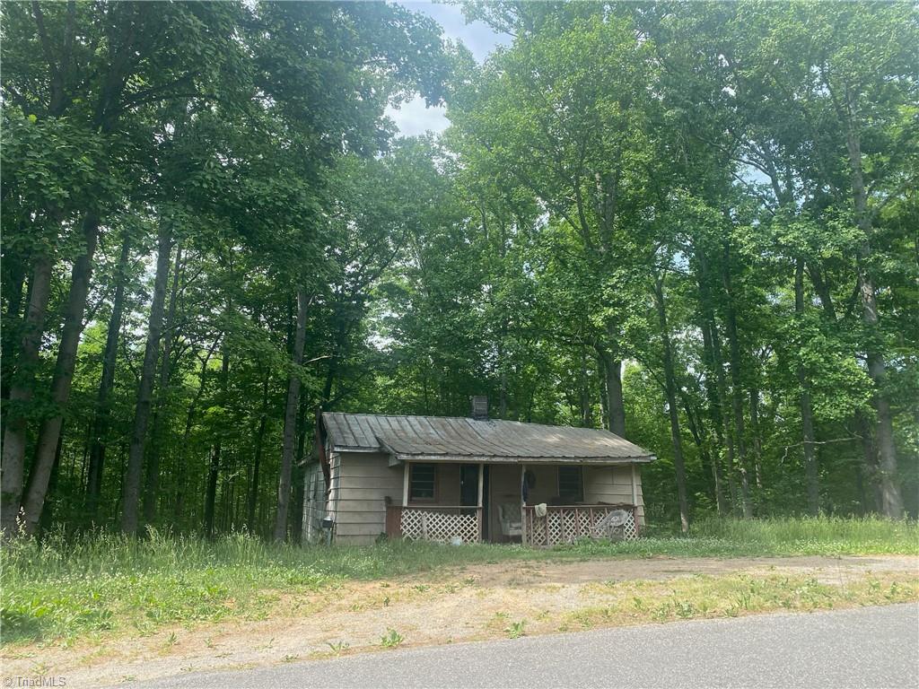 882 Homeplace Road Ararat, VA 24053 - Photo 16 of 16 Gallery Image 16