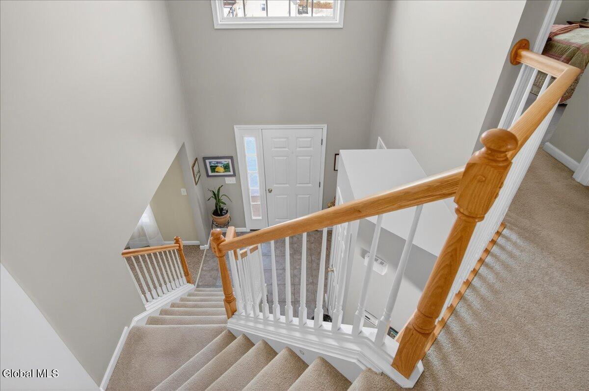 28 Stableford Place Halfmoon, NY 12118 - Photo 5 of 48 12-28 STABLEFORD-36