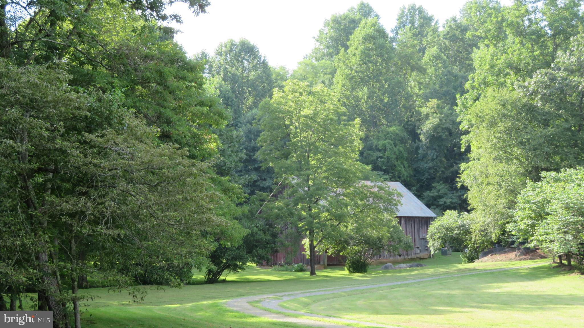 135 Sharp Rock Road Sperryville, VA 22740 - Photo 4 of 58 Barn view