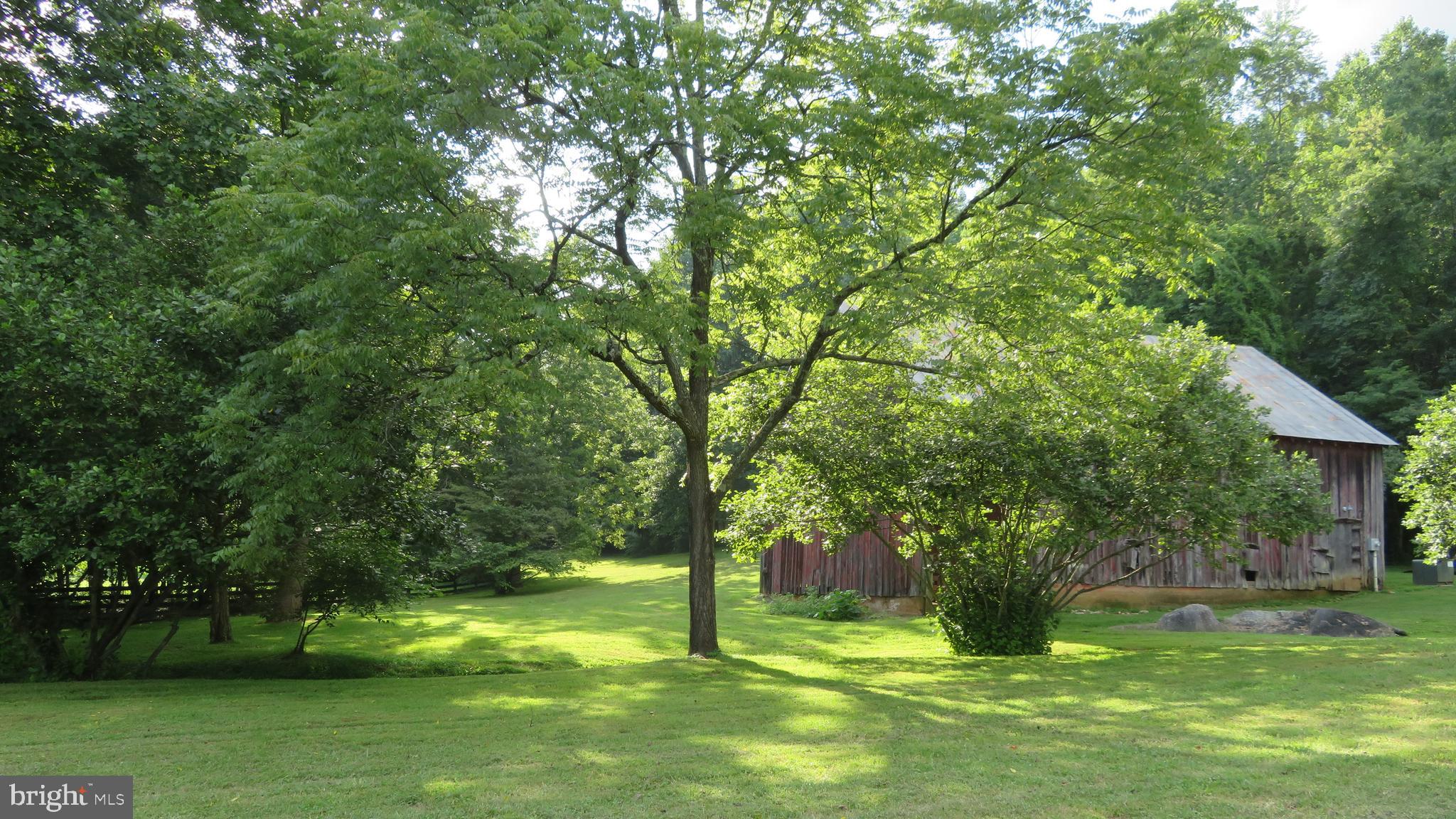 135 Sharp Rock Road Sperryville, VA 22740 - Photo 5 of 58 Barn