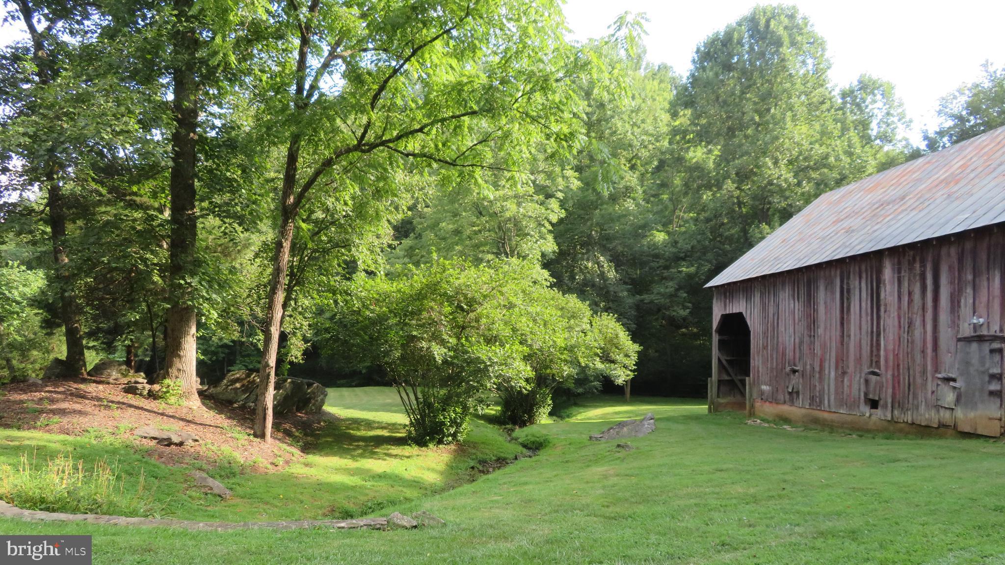 135 Sharp Rock Road Sperryville, VA 22740 - Photo 10 of 58 Barn