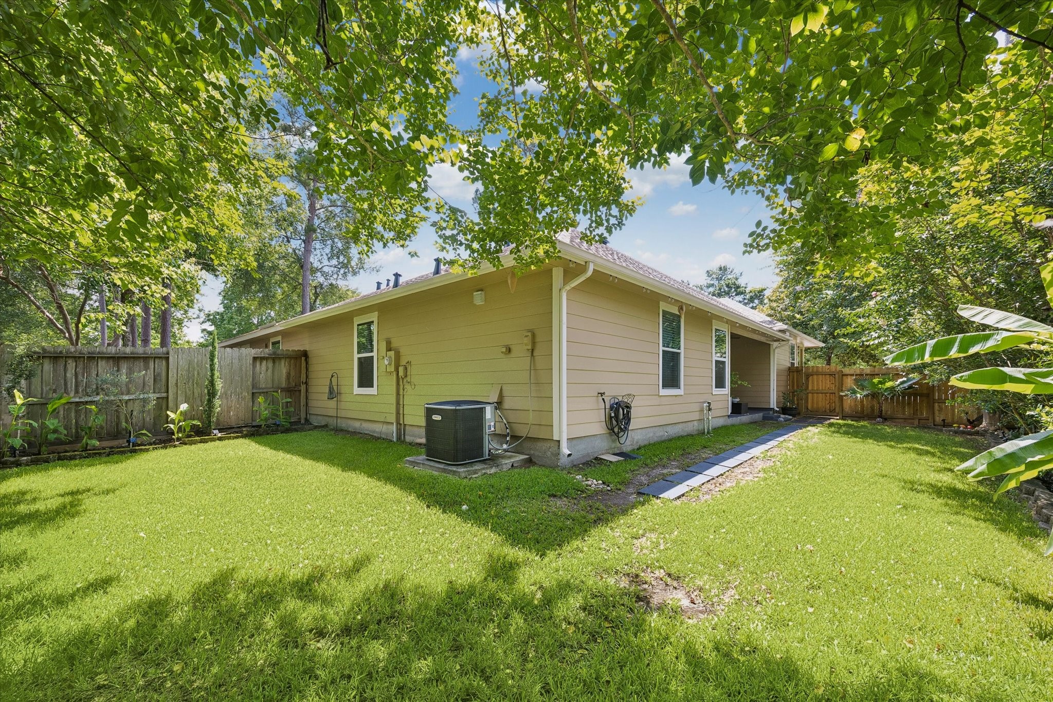 14 Fitzroy Place Conroe, TX 77384 - Photo 29 of 31
