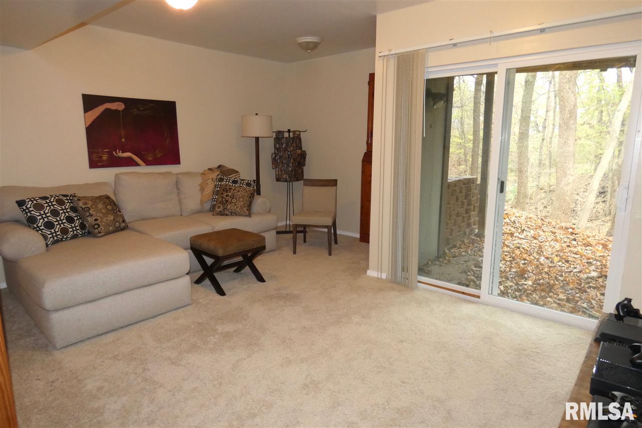 9020 North Frye Road Peoria, IL 61615 - Photo 24 of 34 Gallery Image 24