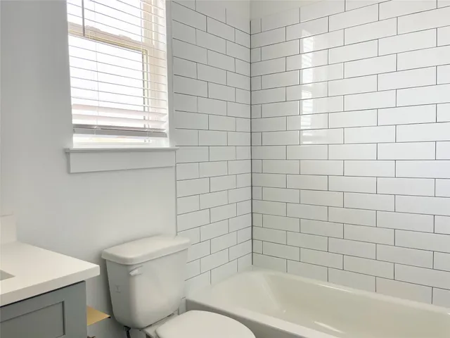 $1,350 | 22214 Dutch Oven Drive, Unit B, Katy, TX 77449