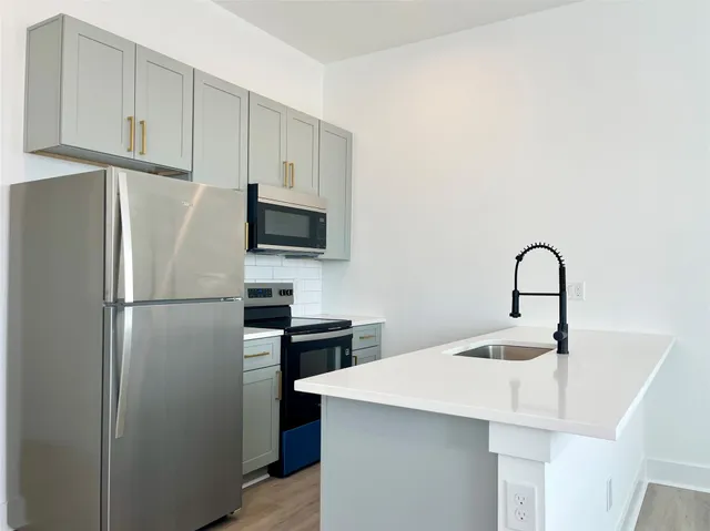 $1,350 | 22214 Dutch Oven Drive, Unit B, Katy, TX 77449