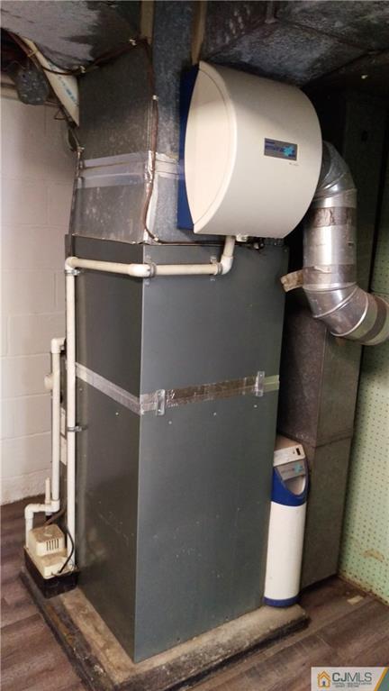 333 Amboy Road Old Bridge, NJ 07747 - Photo 17 of 17 a close view of water heater in a bathroom