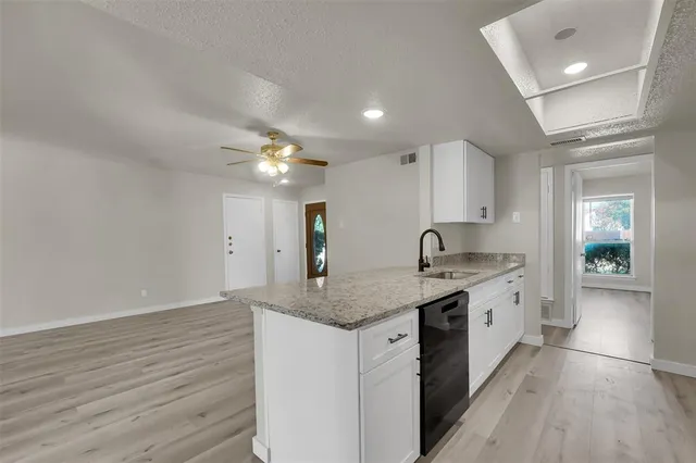 $2,250 | 1011 Elk Grove Drive, Richardson, TX 75081