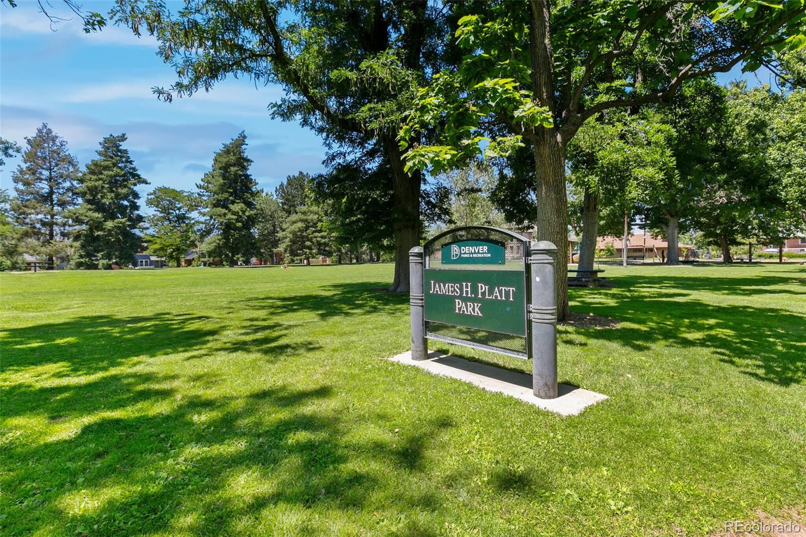 2089 South Logan Street Denver, CO 80210 - Photo 41 of 41 a view of a park that has large trees