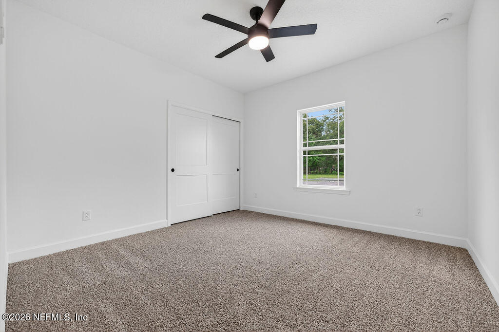 18 Bitterroot Avenue Middleburg, FL 32068 - Photo 15 of 27 8330NW188AVESTAKEFL-28