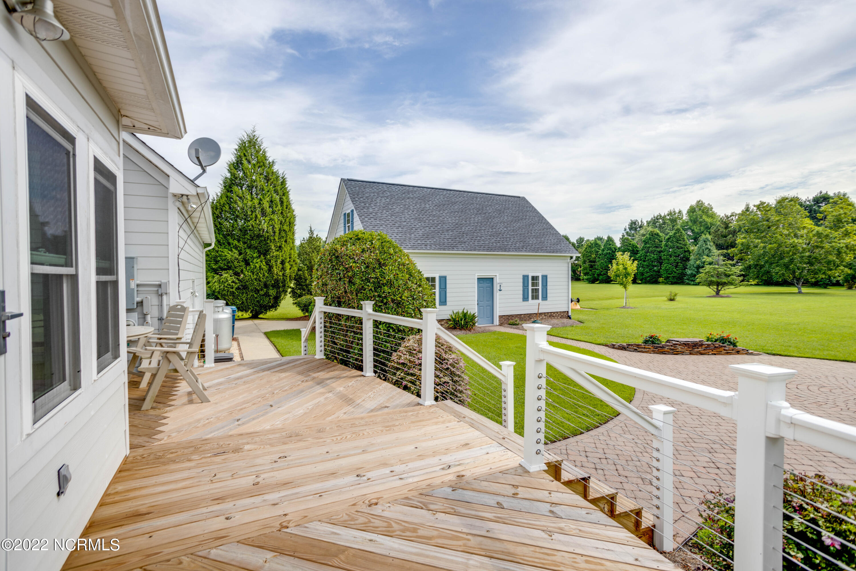 261 Teach's Cove Road Bath, NC 27808 - Photo 11 of 63 Deck