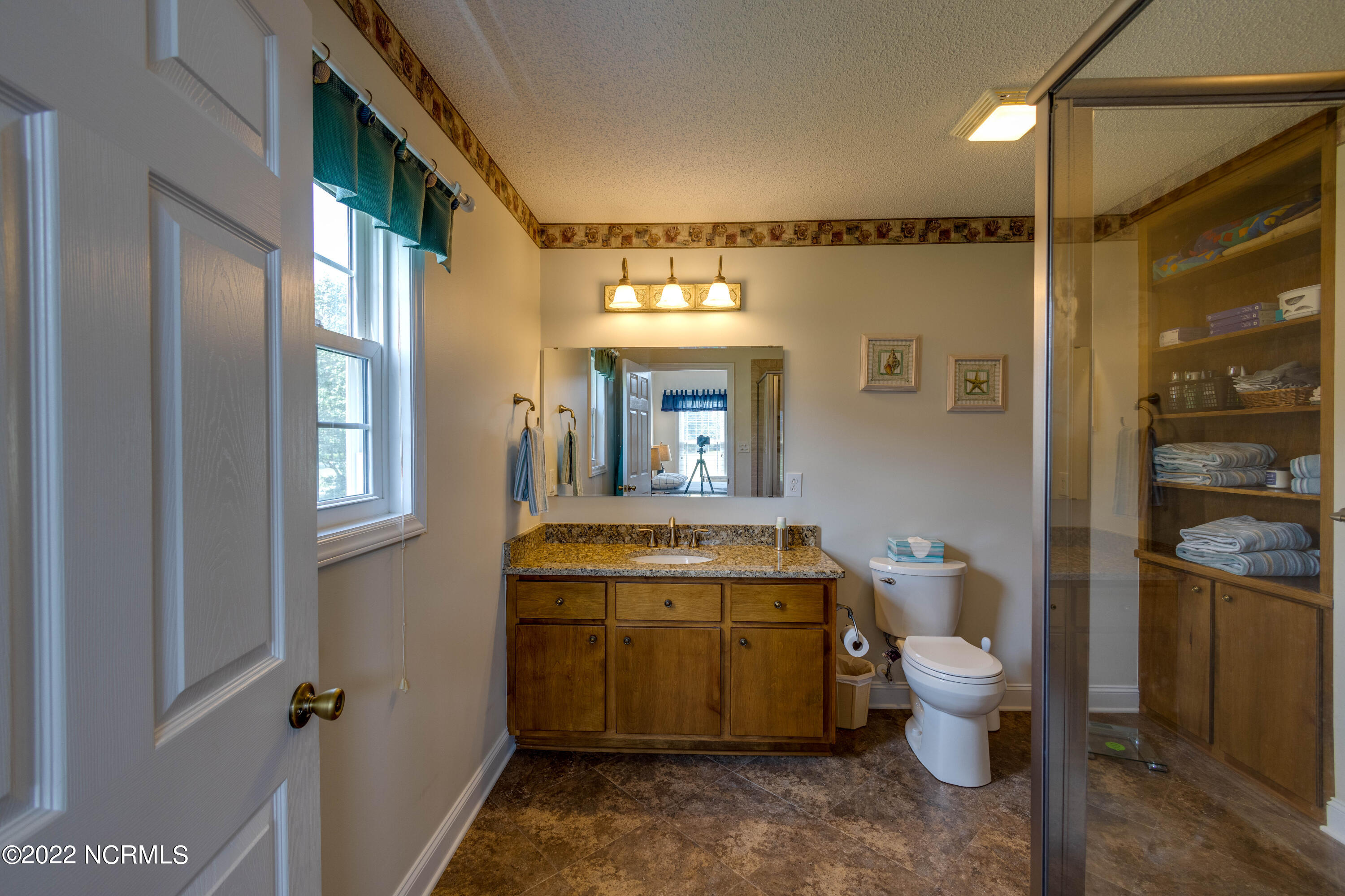 261 Teach's Cove Road Bath, NC 27808 - Photo 16 of 63 Primary Bath