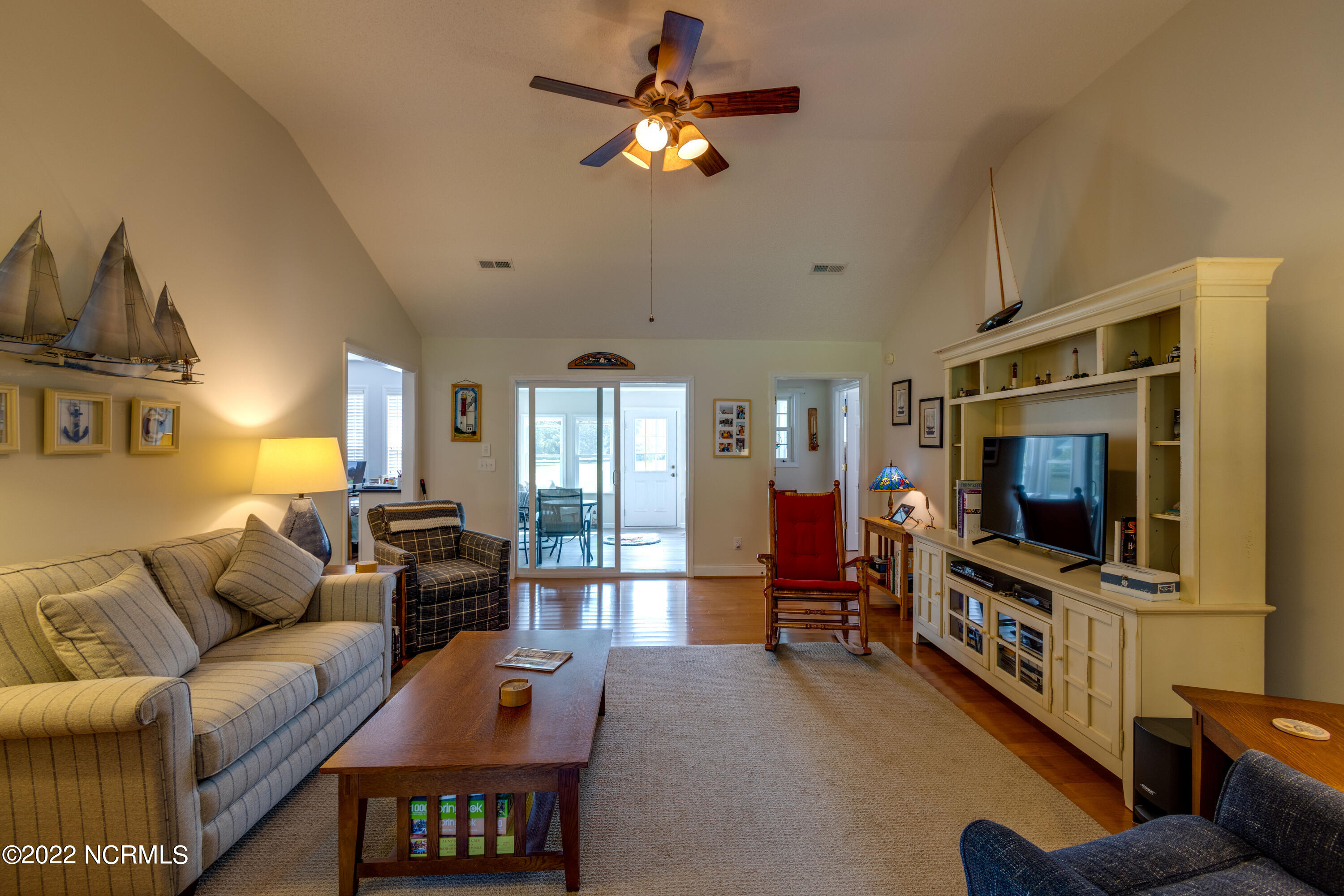 261 Teach's Cove Road Bath, NC 27808 - Photo 9 of 63 Great Room