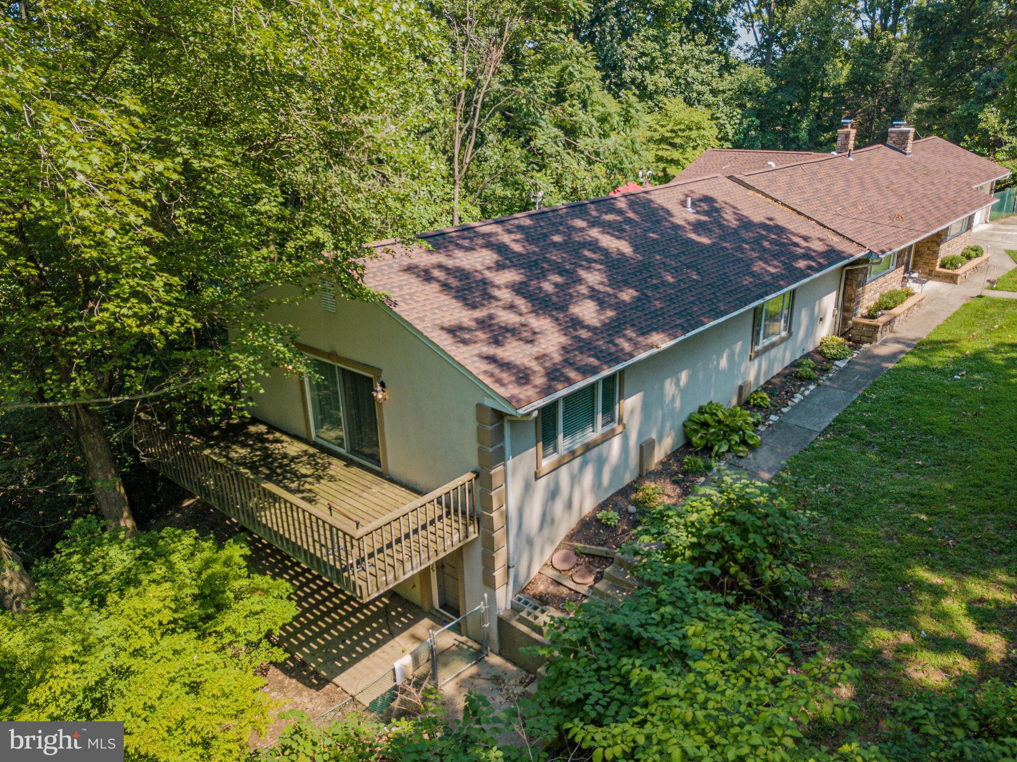 285 Shoemaker Road Huntingdon Valley, PA 19006 - Photo 45 of 46 aerial view of a house with a yard
