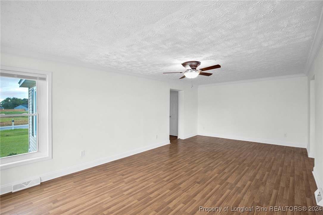 126 Mabe Road Parkton, NC 28371 - Photo 7 of 32 Gallery Image 7