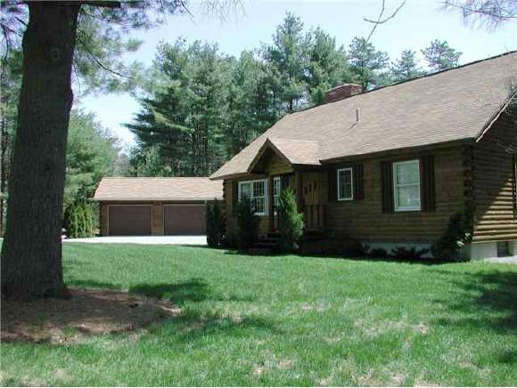 8 Lane Road Pelham, NH 03076 - Photo 1 of 3