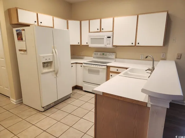 $2,475 | 33 Golf View Court, Unit RIVER CLUB, Pawleys Island, SC 29585