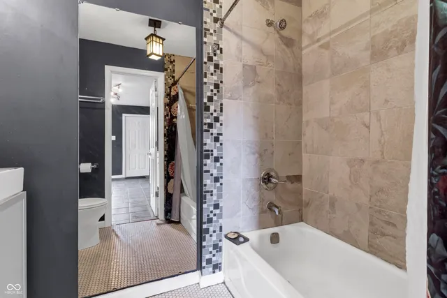 $185,000 | 2702 North Talbott Street, Indianapolis, IN 46205