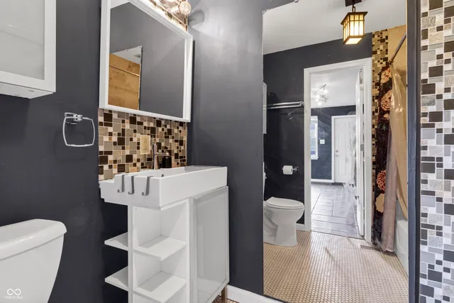 $185,000 | 2702 North Talbott Street, Indianapolis, IN 46205