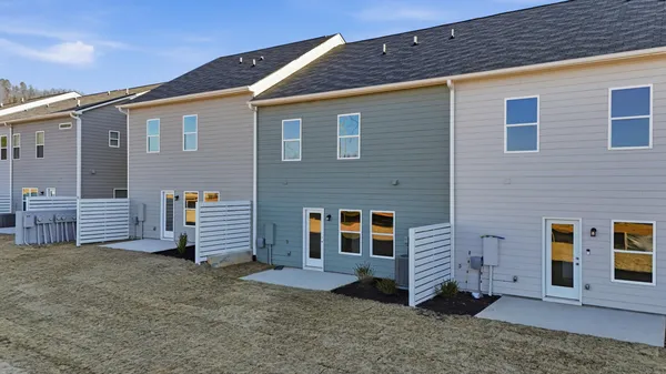 $2,200 | 9431 Cavalier Way, Ooltewah, TN 37363