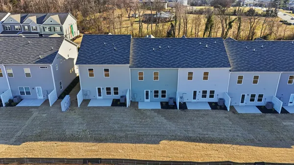 $2,200 | 9431 Cavalier Way, Ooltewah, TN 37363