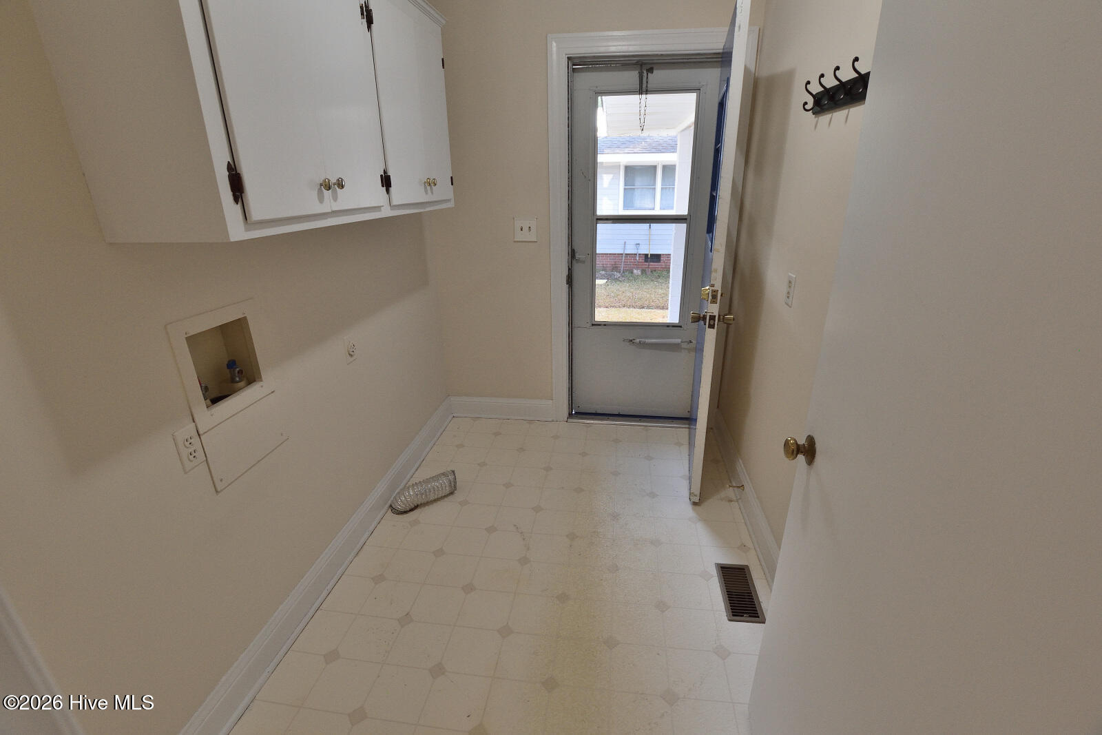 312 Oakdale Road Rocky Mount, NC 27804 - Photo 6 of 14 DSC_1078_4341