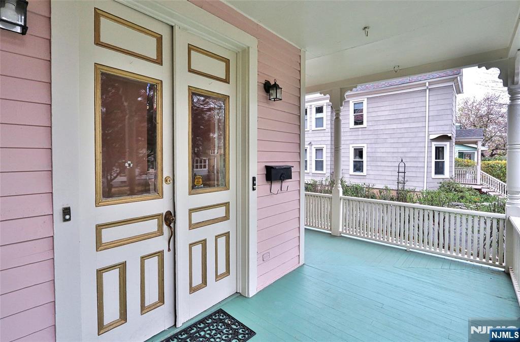 44 Christopher Street, Unit 2 Montclair, NJ 07042 - Photo 4 of 45