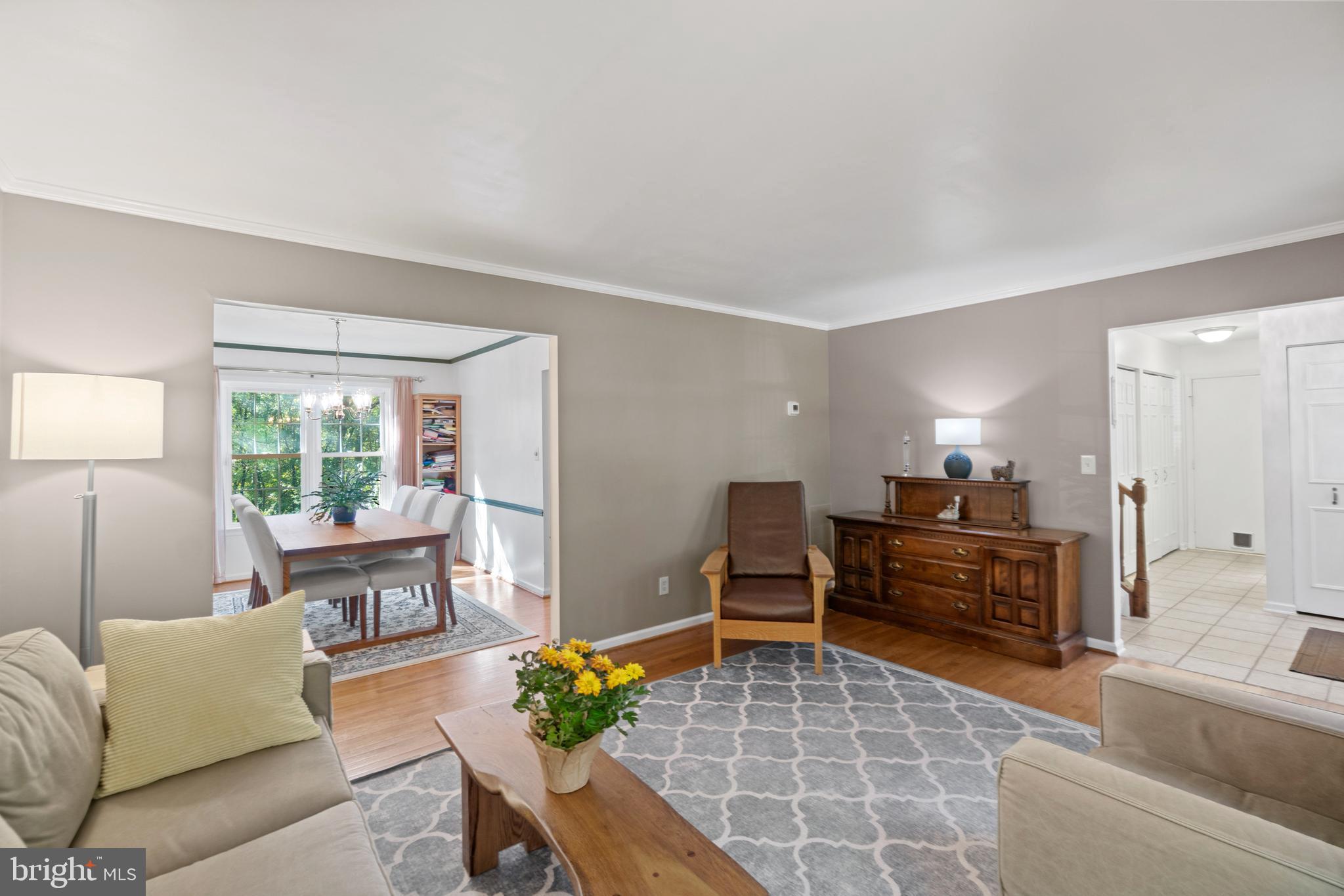 8539 Innisfree Drive Springfield, VA 22153 - Photo 5 of 35 Gallery Image 5