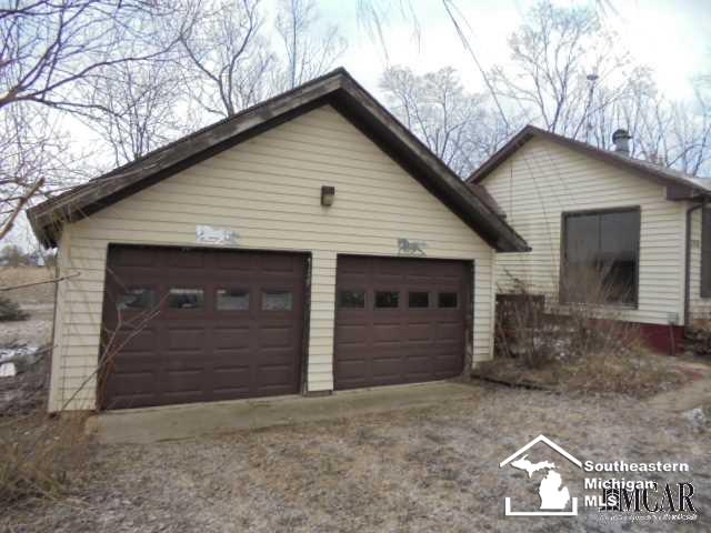 5745 Shepherd Road Adrian, MI 49221 - Photo 3 of 42