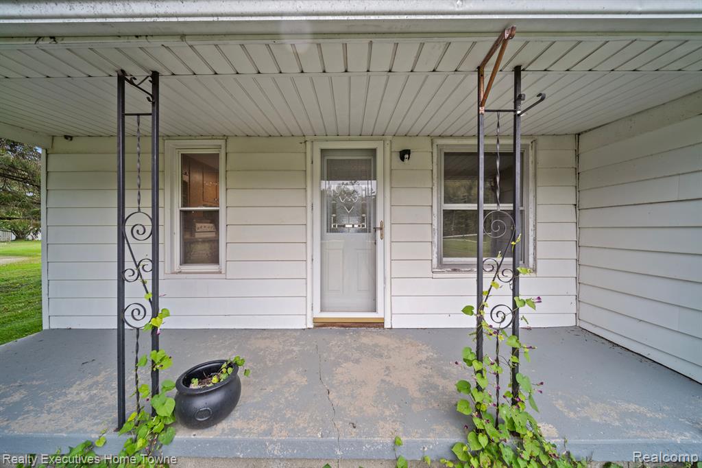12972 Norman Road Yale, MI 48097 - Photo 12 of 36