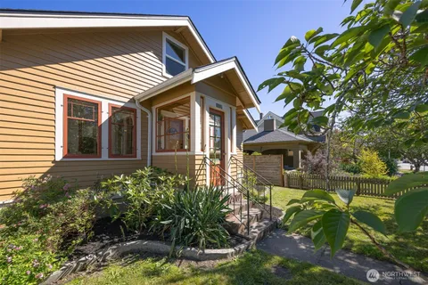 $639,000 | 2110 G Street, Bellingham, WA 98225
