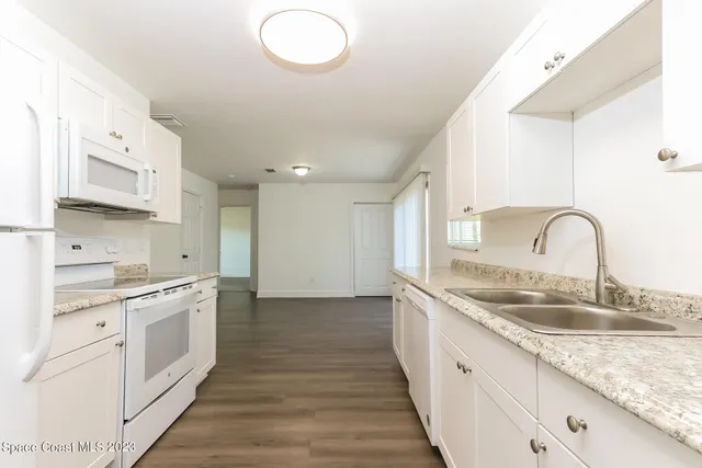 $1,790 | 674 23rd Place Southwest, Vero Beach, FL 32962