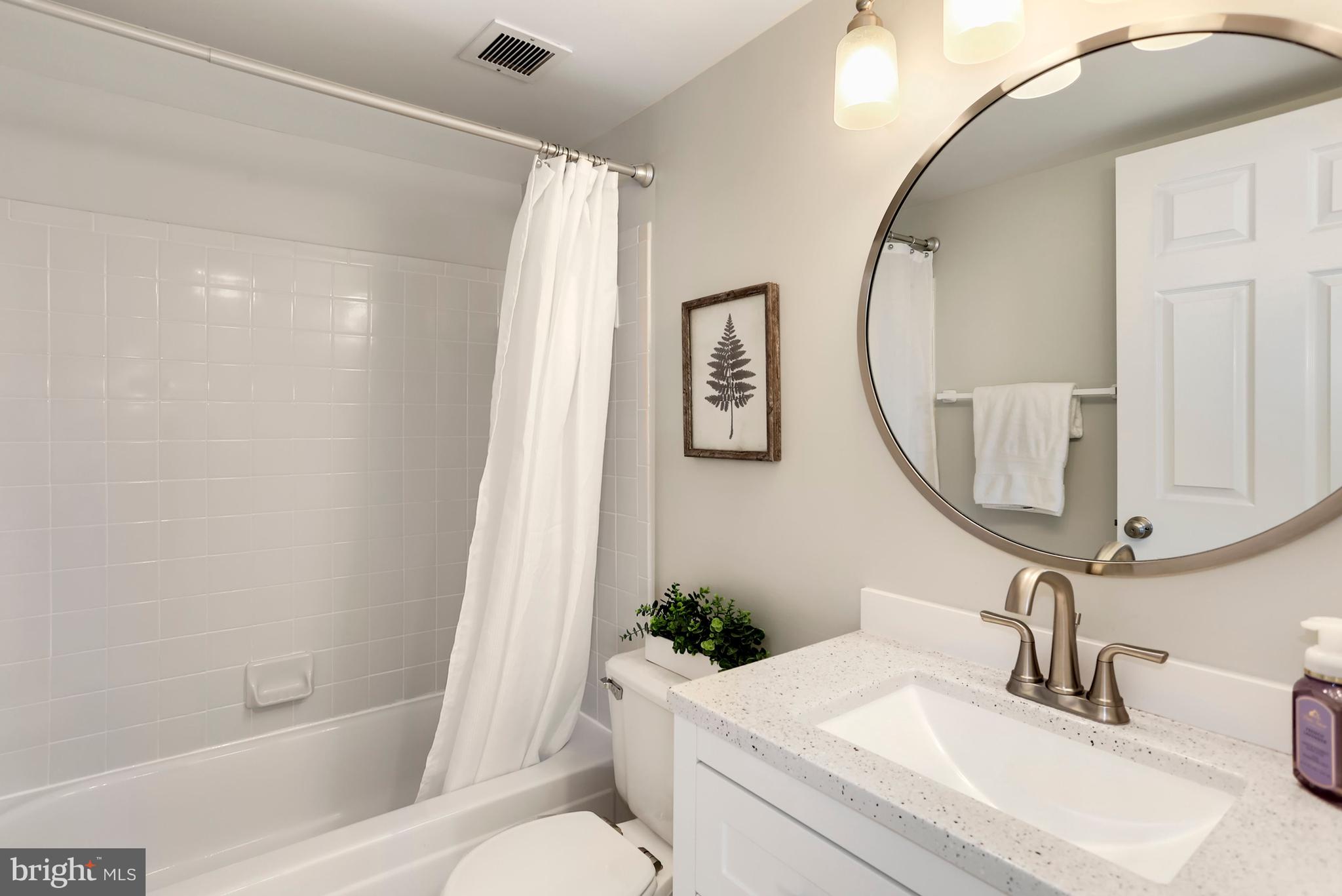 545 East Braddock Road, Unit 506 Alexandria, VA 22314 - Photo 29 of 55 FULL BATH